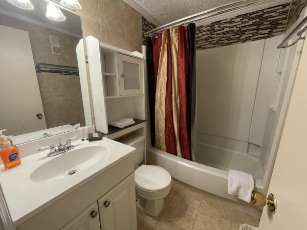 Stroll to Slopes Village Area Ski in-out MtLodge 151 image 15