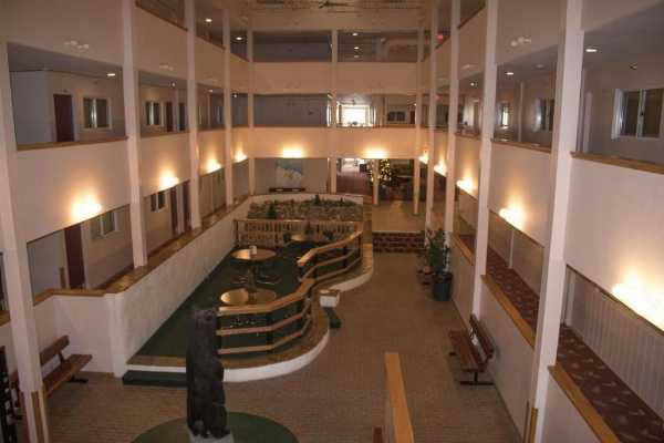 Stroll to Slopes Village Area Ski in-out MtLodge 151 image 16